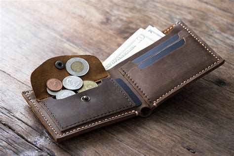 best wallets with coin pocket.